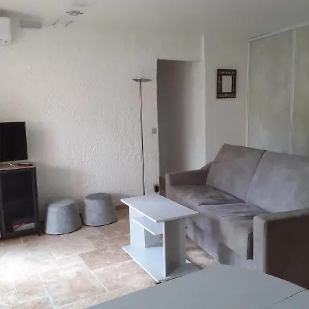Porto Di Mar Apartment *